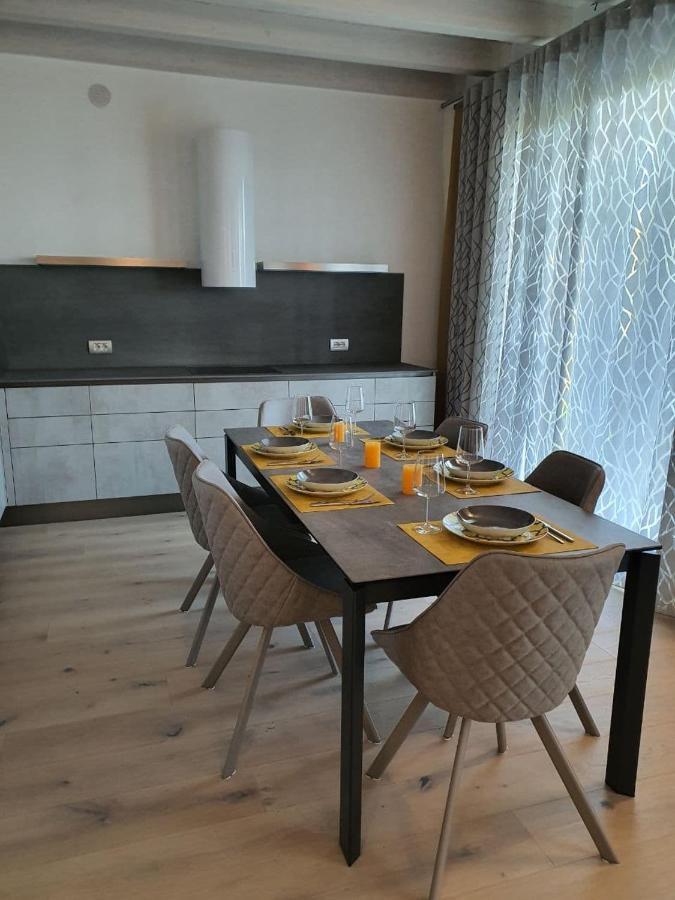 Sweet Dream Deluxe Apartment Сирмионе Екстериор снимка