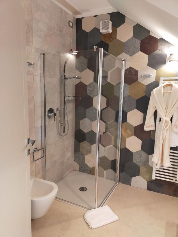 Sweet Dream Deluxe Apartment Сирмионе Екстериор снимка