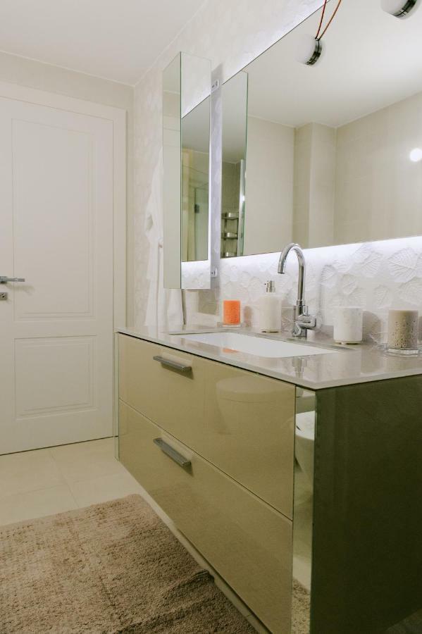 Sweet Dream Deluxe Apartment Сирмионе Екстериор снимка
